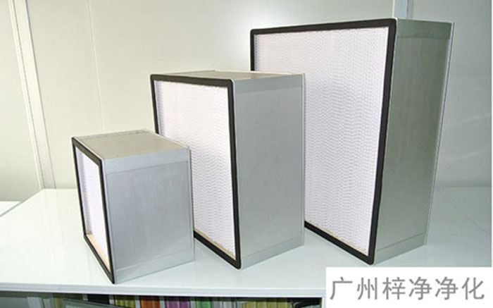 F-S有隔板中效空氣過濾器主要用于制藥、電子、食品廠房中潔凈/空調(diào)/通風(fēng)系統(tǒng)的中級過濾。